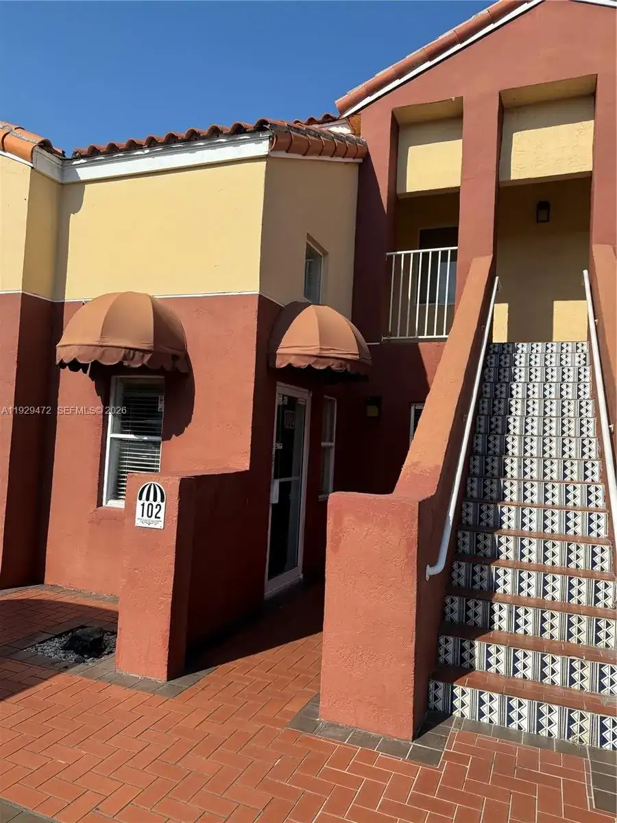 7400 NW 7th St Unit 2, Miami FL 33126 photo 2