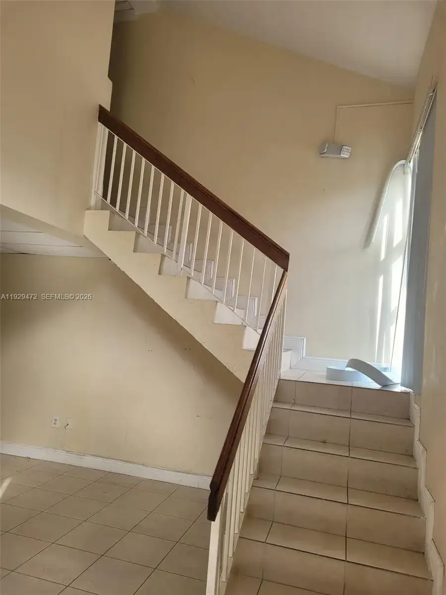 7400 NW 7th St Unit 2, Miami FL 33126 photo 5