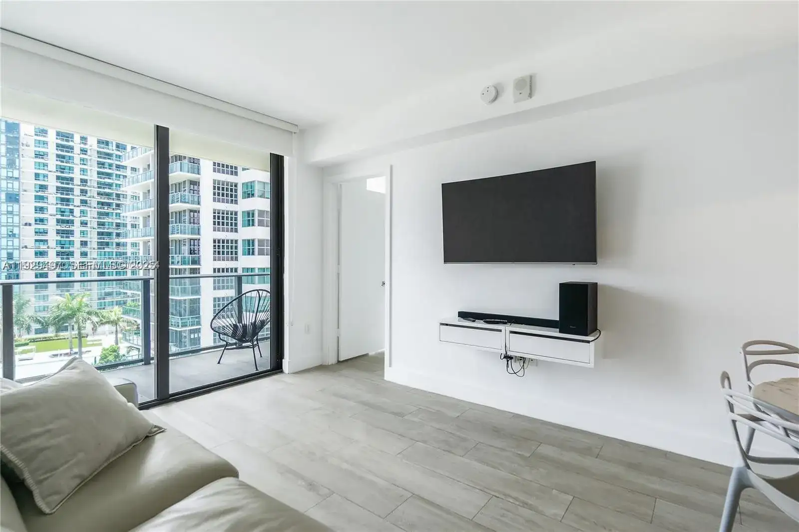 121 NE 34th St # 1203, Miami FL 33137 photo 5
