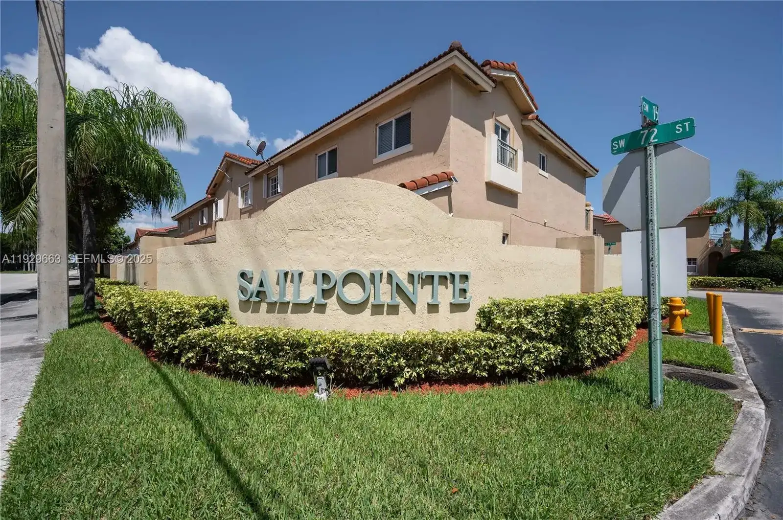 15863 SW 71st St # 15863, Miami FL 33193 photo 2
