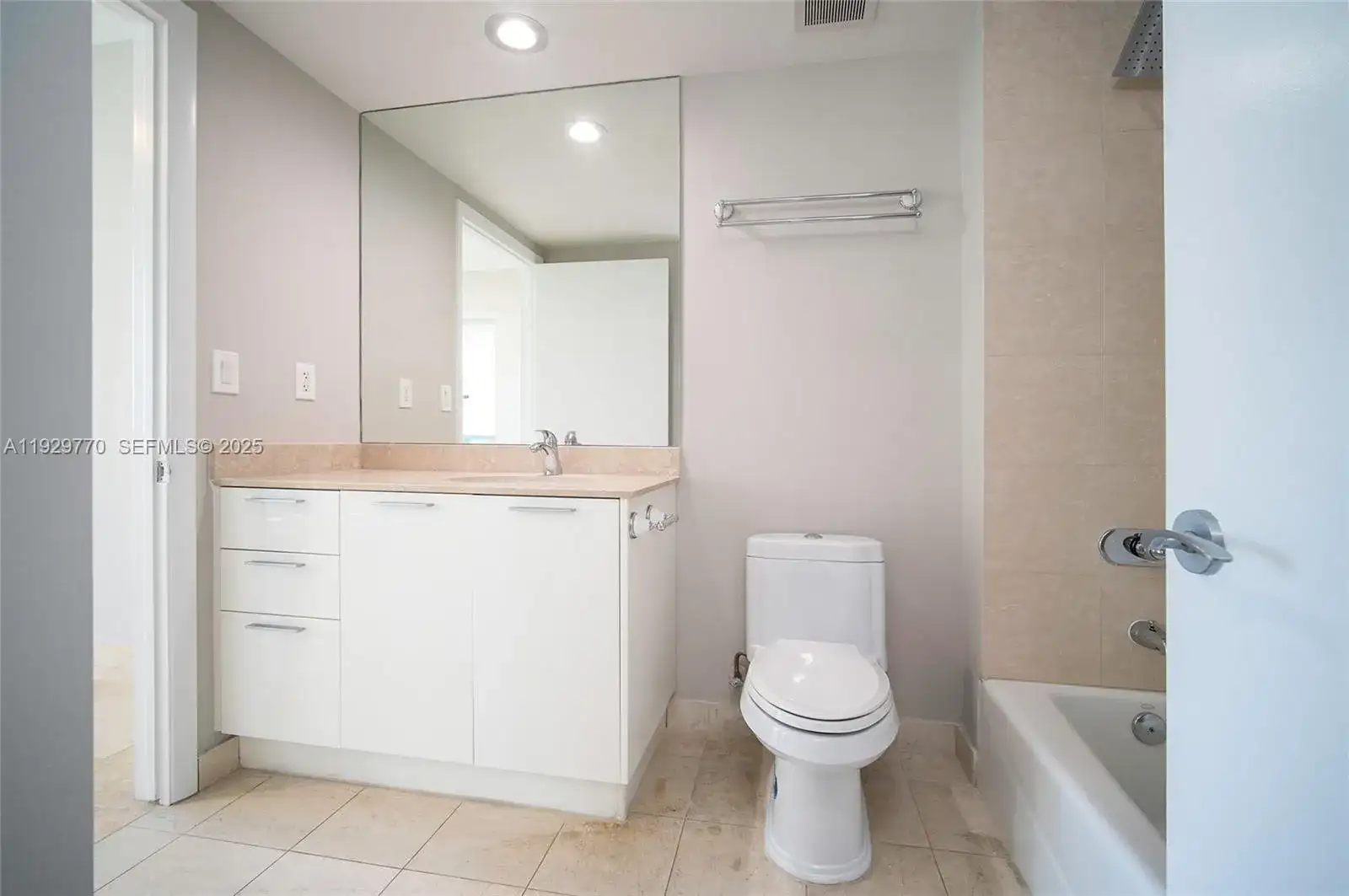 400 Alton Rd # 2309, Miami Beach FL 33139 photo 5