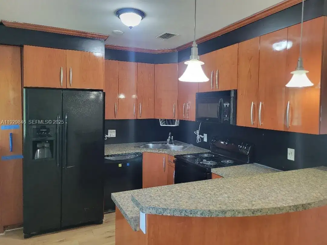 1085 NW 133rd St, North Miami FL 33168 photo 5