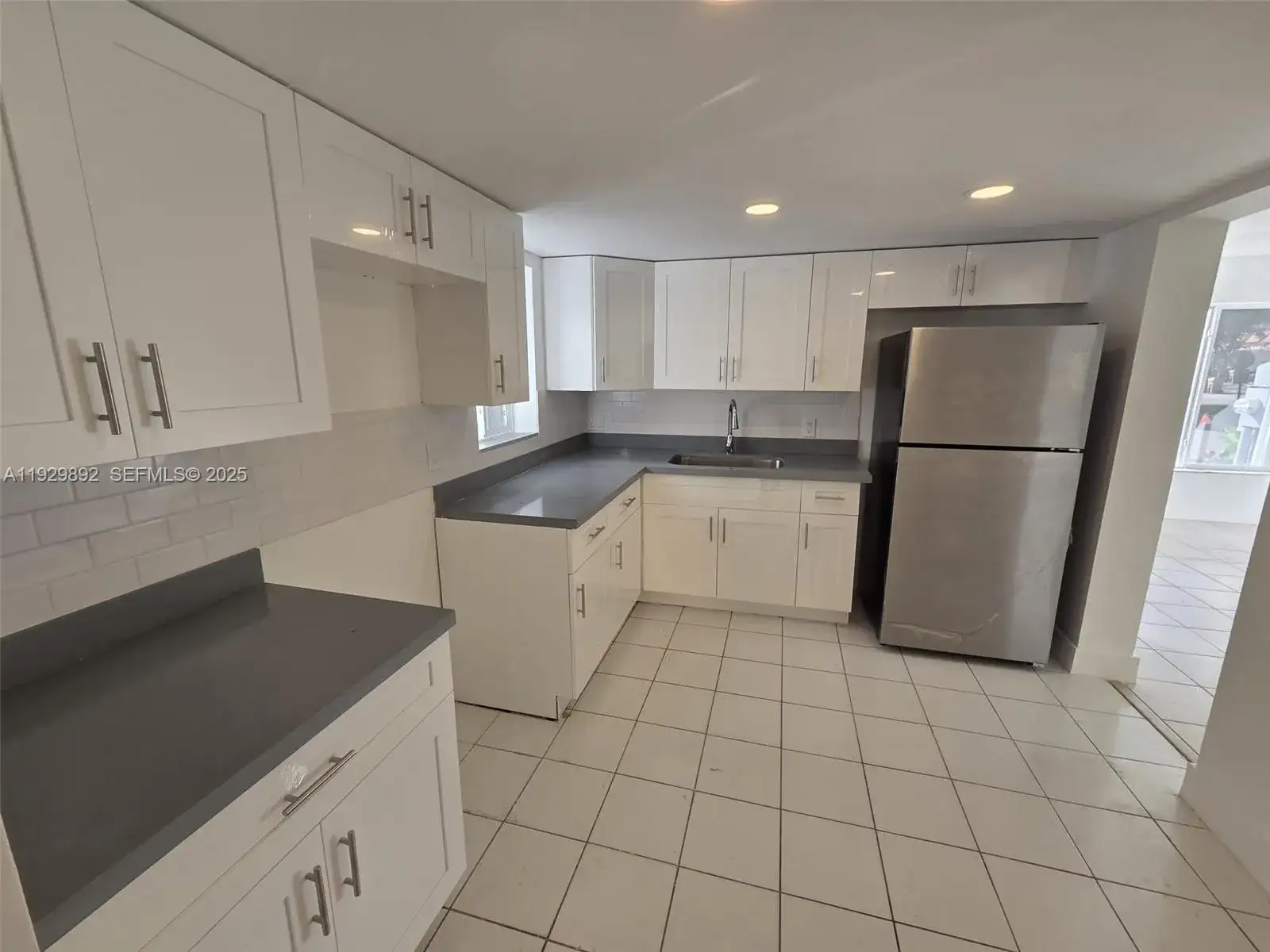 3940 NW 76th Ter # 3940, Davie FL 33024 photo 2