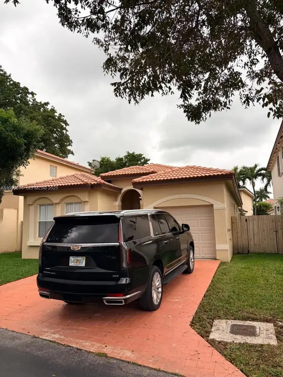 4316 NW 113TH CT, Doral FL 33178 photo 2
