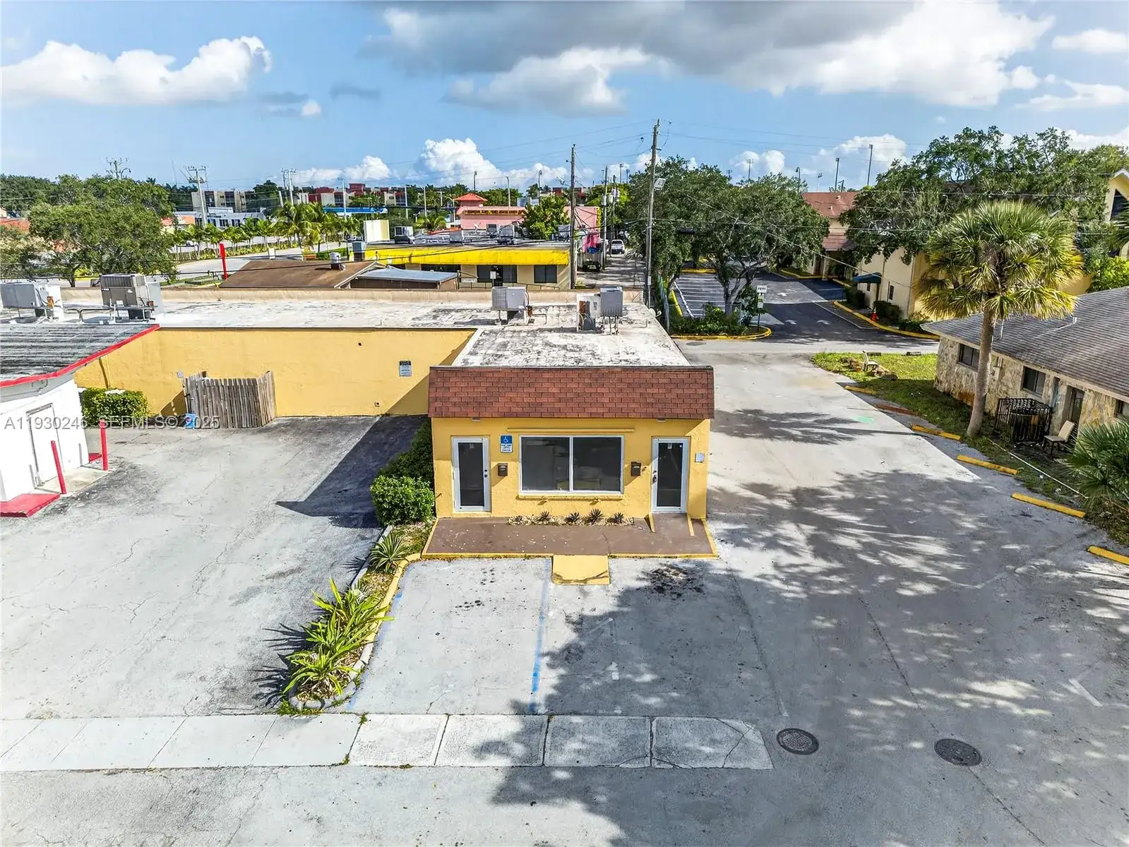 1180 NW 41st, Lauderhill FL 33313 photo 3