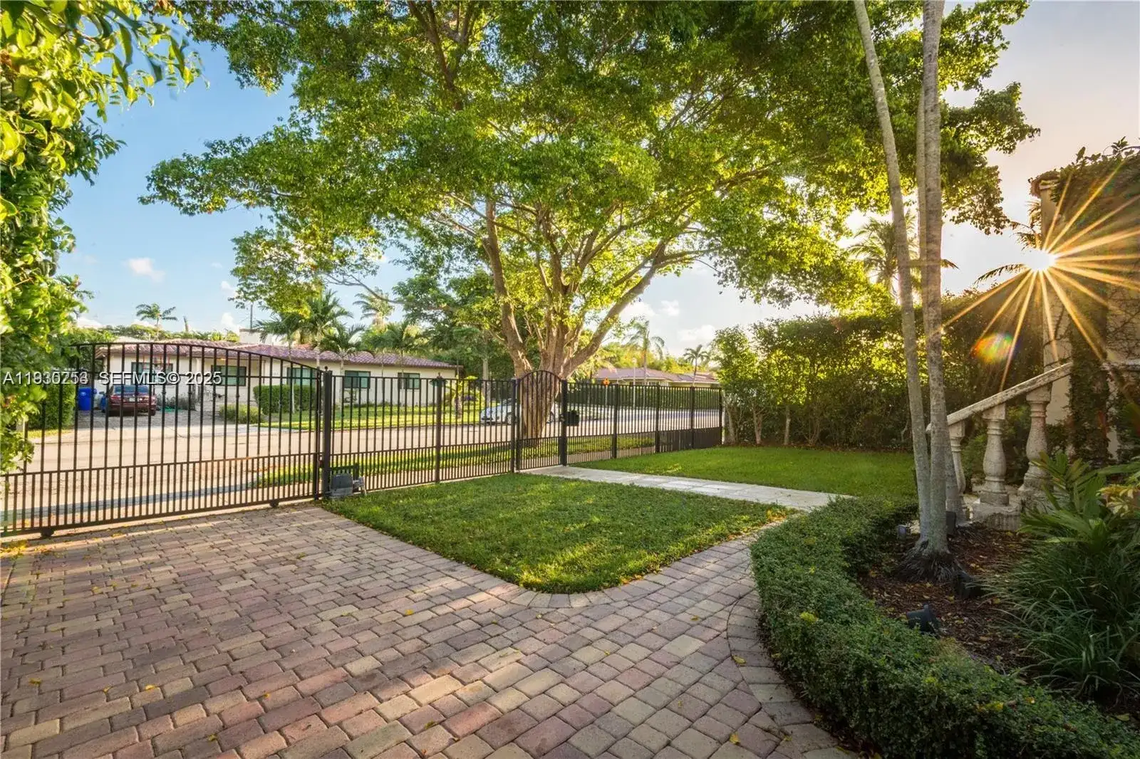 2308 SW 23rd Ter, Miami FL 33145 photo 2