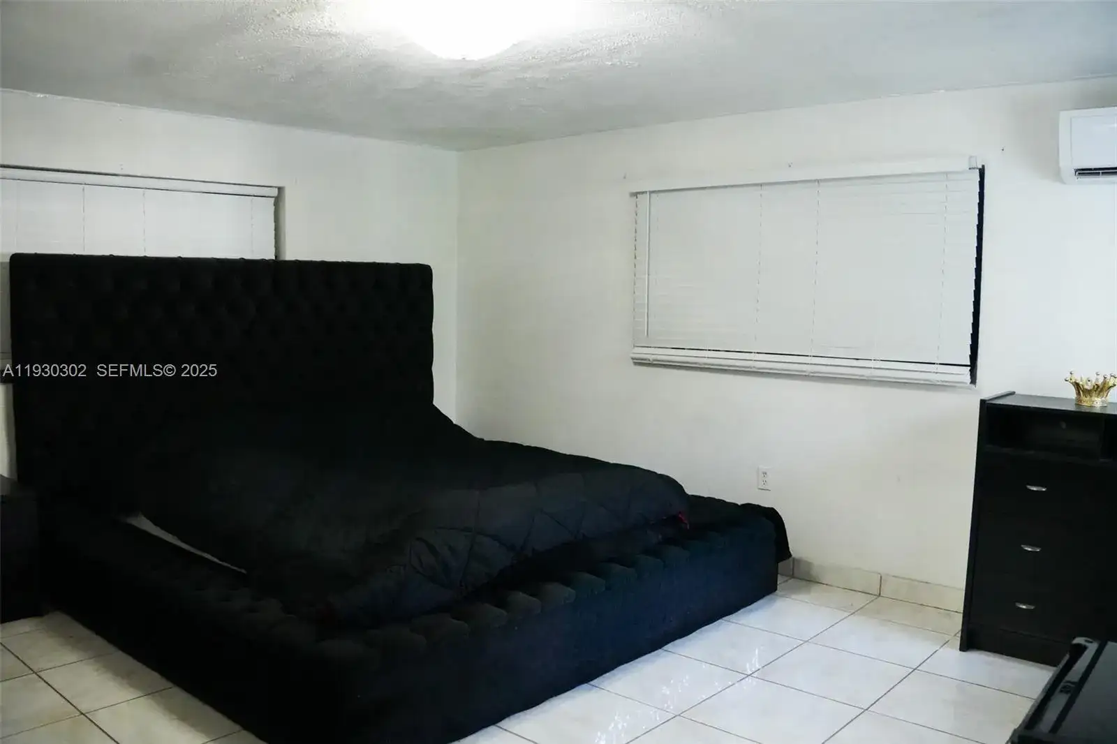 2955 NW 102nd St, Miami FL 33147 photo 4