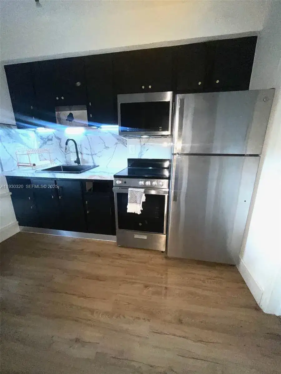 9140 NE 8th Ave # 3H, Miami Shores FL 33138 photo 4