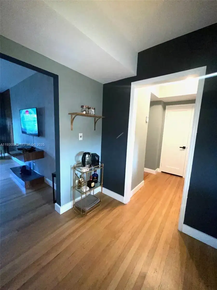 9140 NE 8th Ave # 3H, Miami Shores FL 33138 photo 5