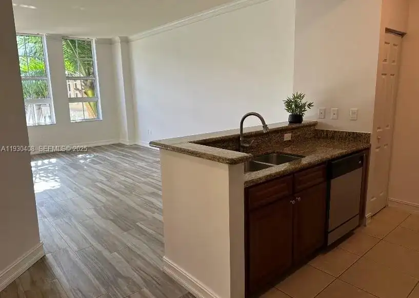 3001 NE 185th St # 418, Aventura FL 33180 photo 3