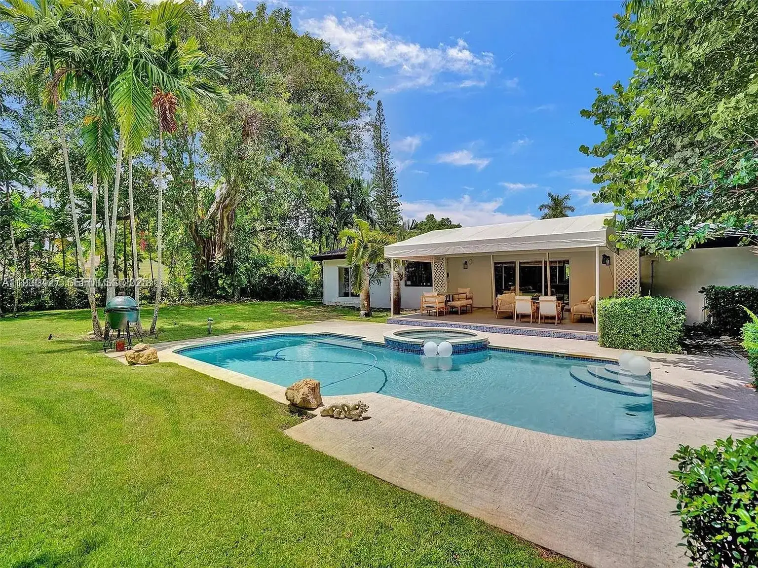 5705 SW 60th Ave, South Miami FL 33143 photo 5