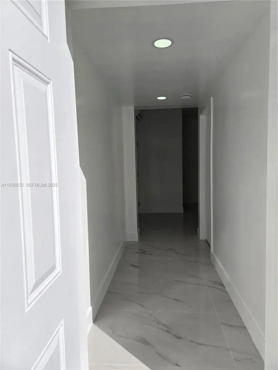 987 NE 145 # 2, North Miami FL 33161 photo 2