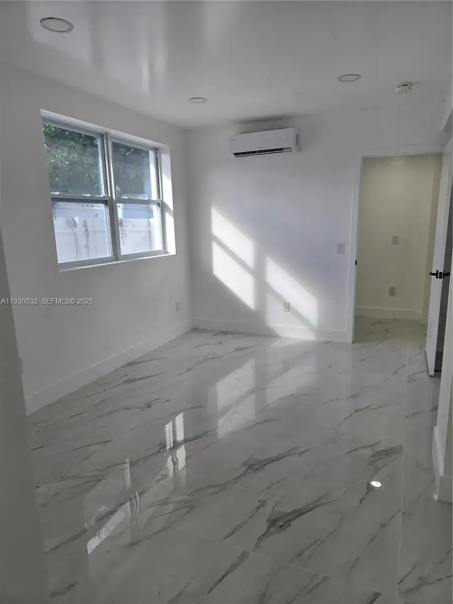 987 NE 145 # 2, North Miami FL 33161 photo 4