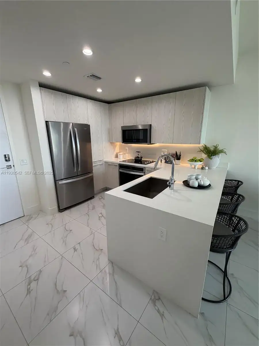 2000 Metropica Way # 2108, Sunrise FL 33323 photo 4