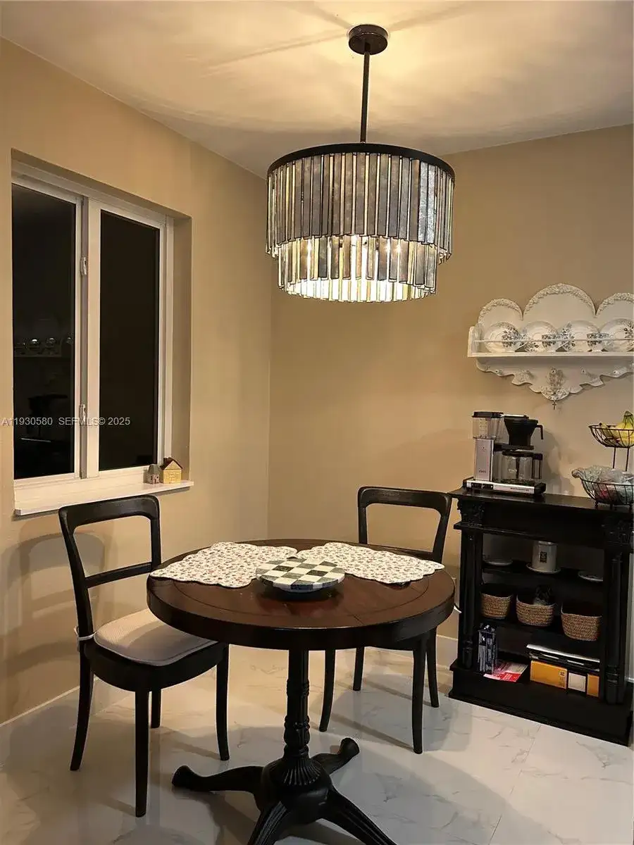 10750 SW 43rd Ln, Miami FL 33165 photo 2