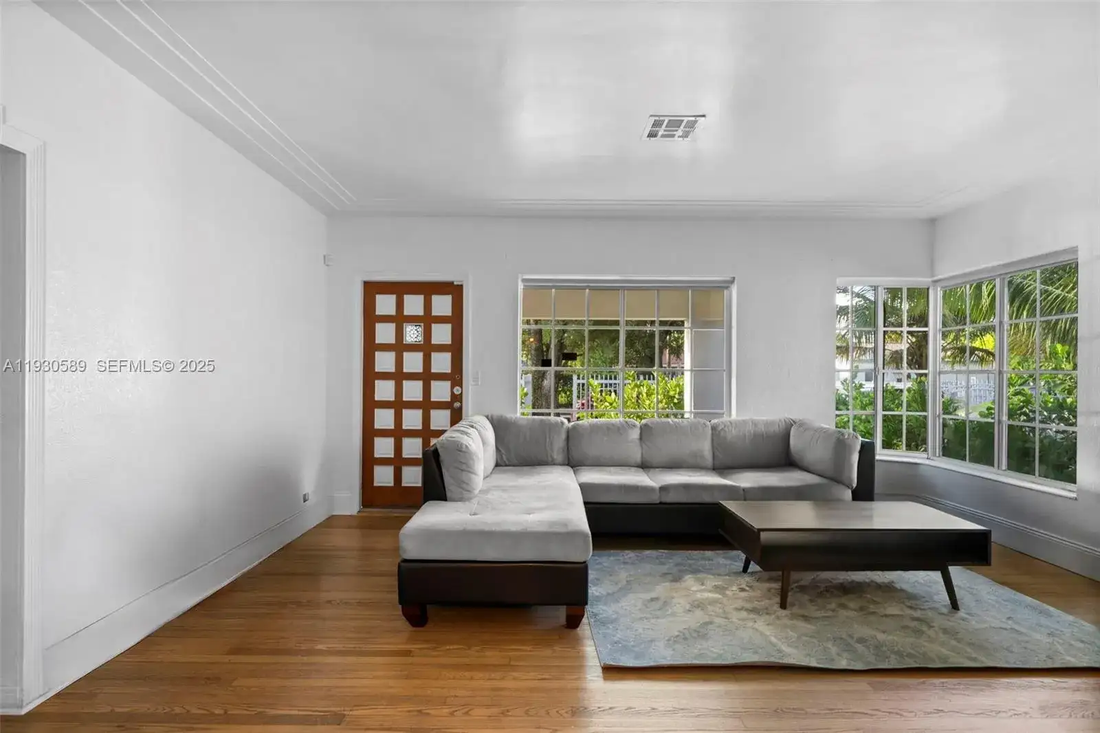 555 NE 73rd St, Miami FL 33138 photo 4