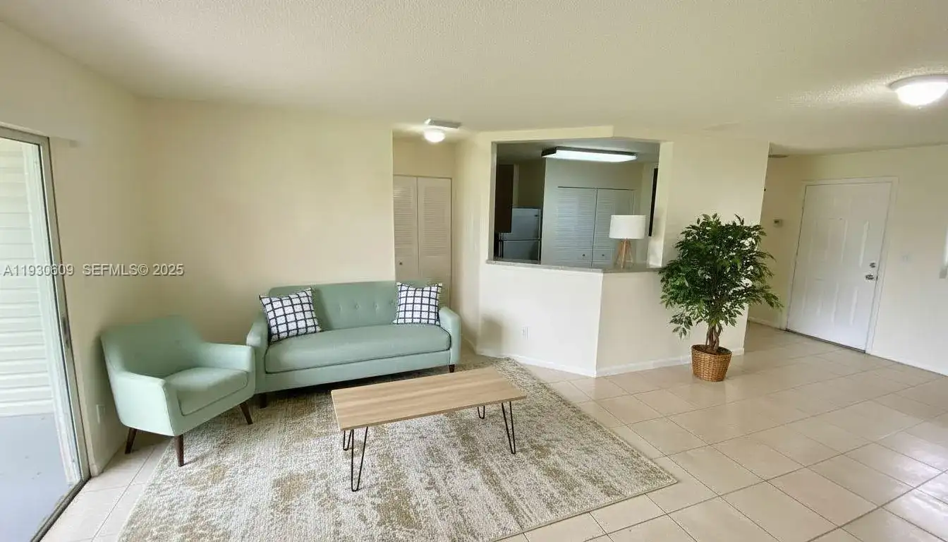 3417 NW 44th St # 104, Oakland Park FL 33309 photo 4