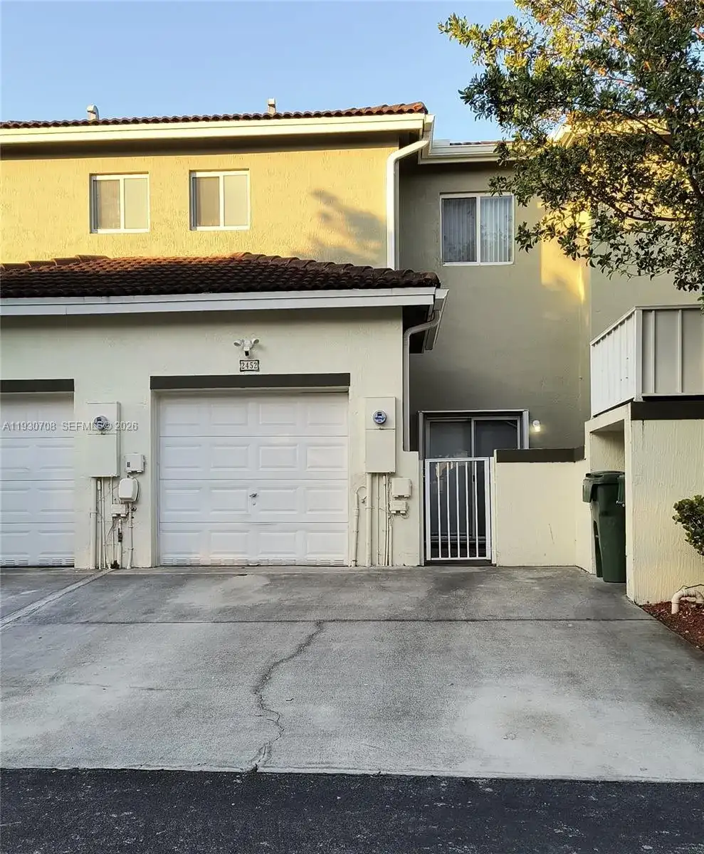 2452 SE 19th Ct, Homestead FL 33035 photo 4