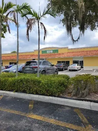 660 N STATE RD # 7, Plantation FL 33311 photo 2