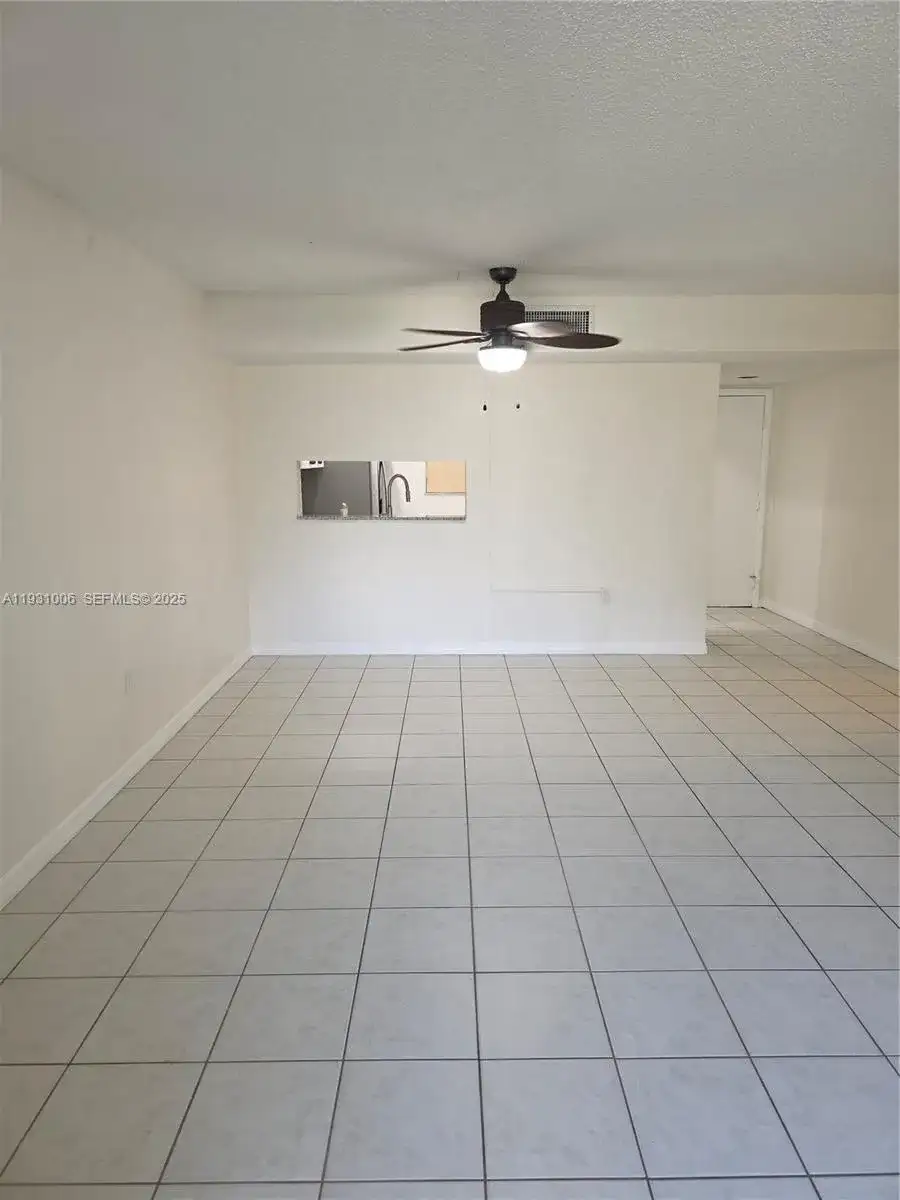 8075 SW 107 AV # 210, Miami FL 33173 photo 5