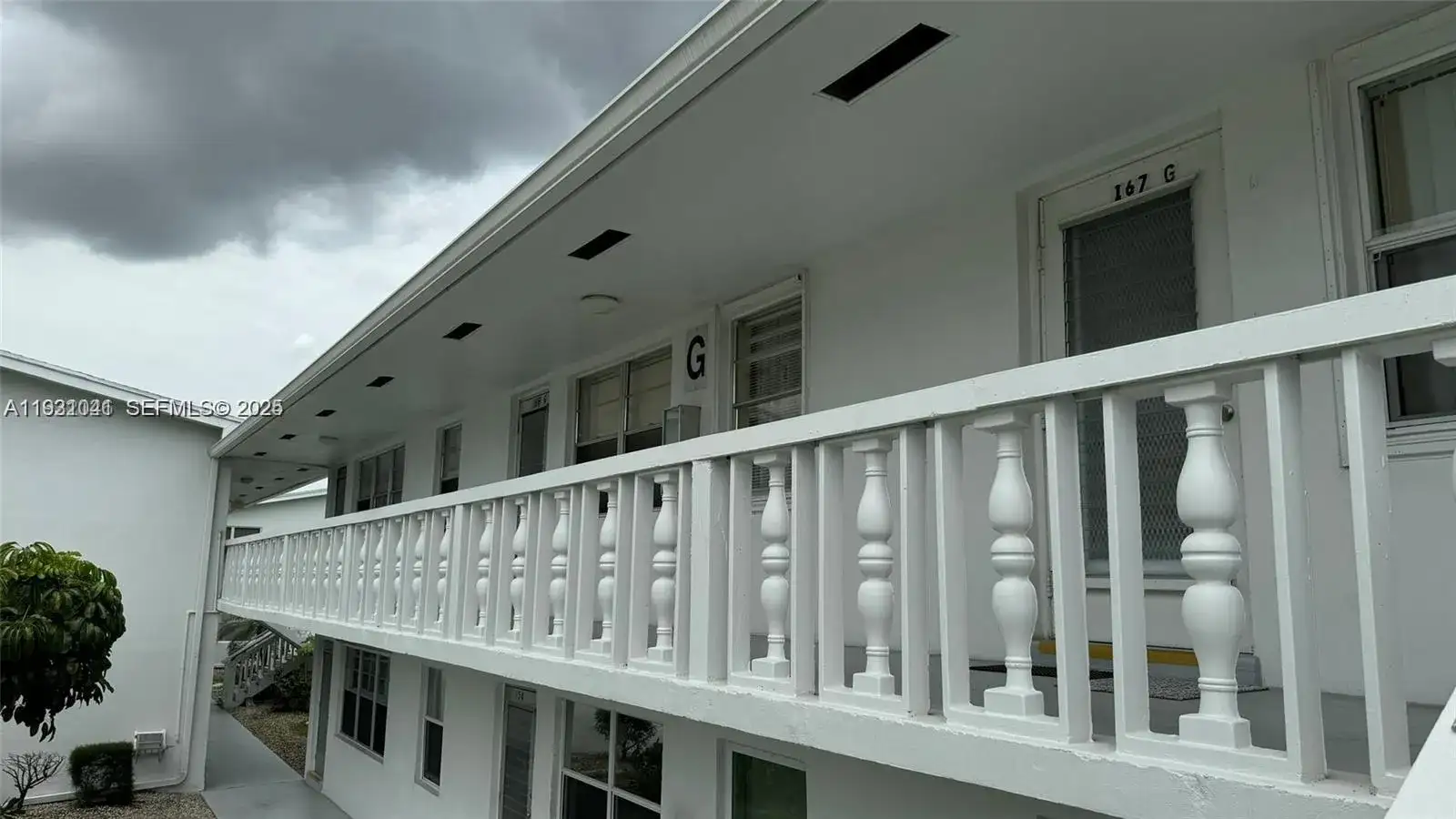 163 Coventry G # 163, West Palm Beach FL 33417 photo 2