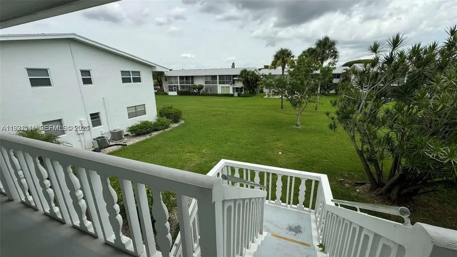 163 Coventry G # 163, West Palm Beach FL 33417 photo 3