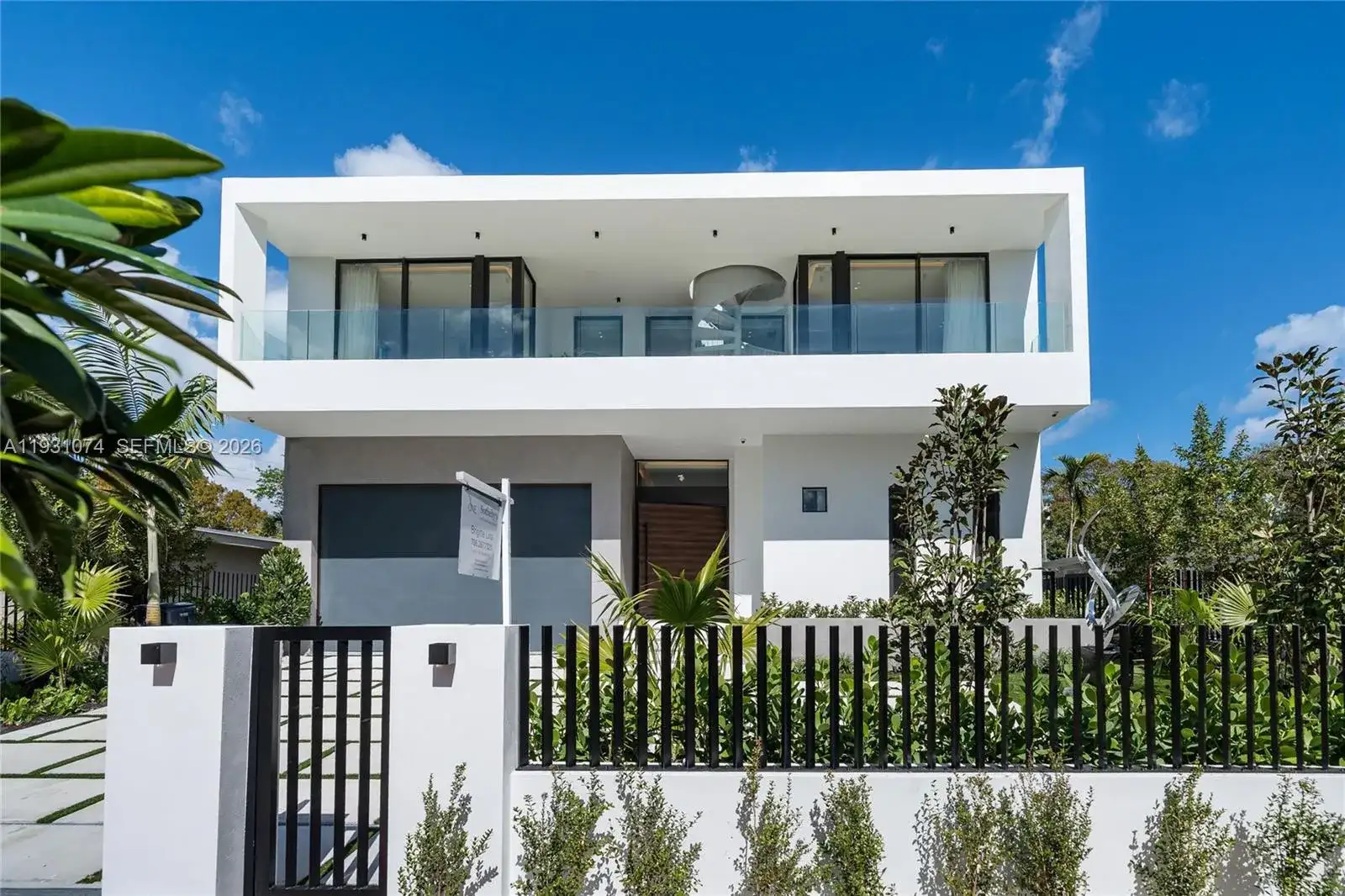 1045 W 47th Ct, Miami Beach FL 33140 photo 2
