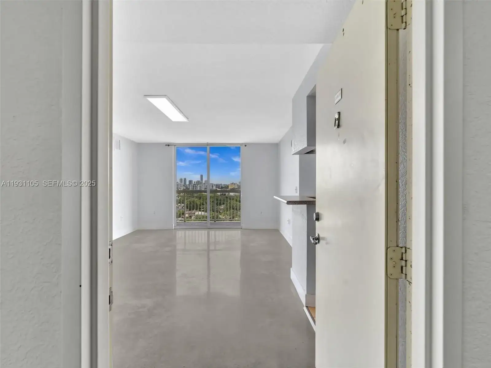 816 NW 11th St # 1208, Miami FL 33136 photo 5