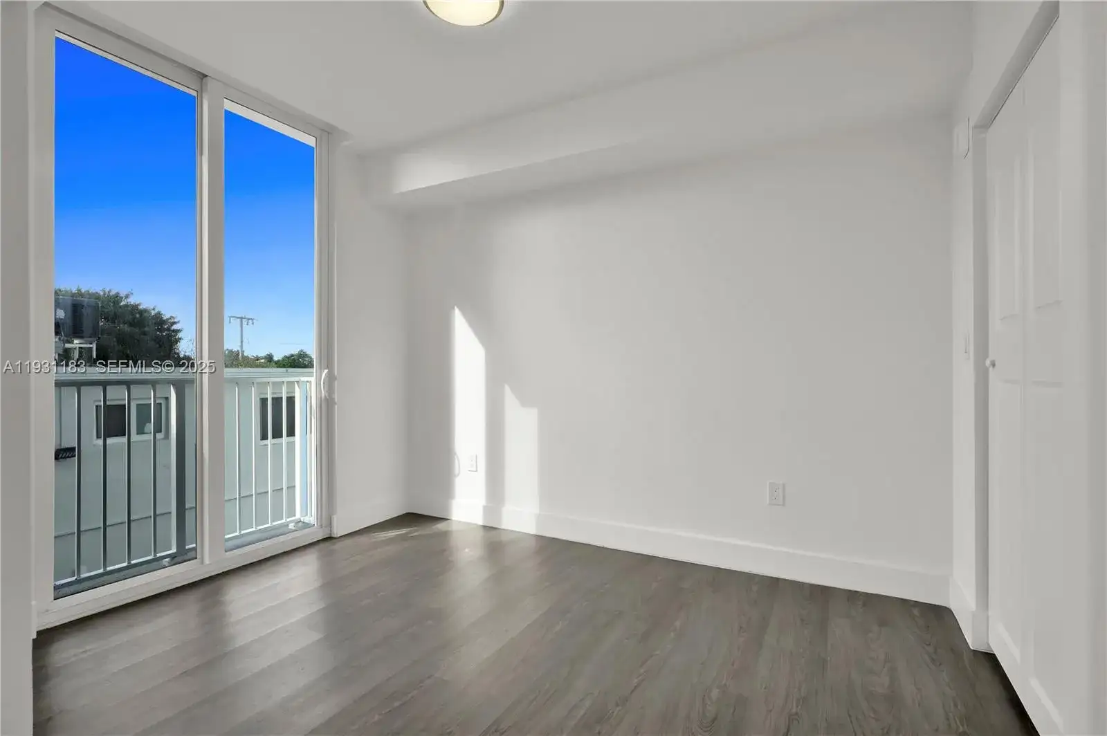 1620 NW 18th St # 204, Miami FL 33125 photo 4