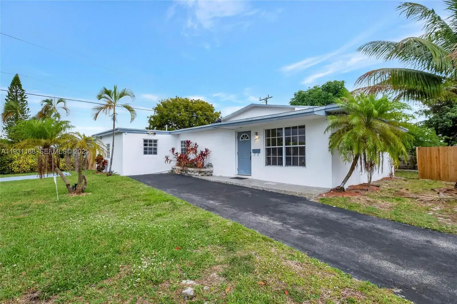 17031 NW 12th Ave, Miami Gardens FL 33169 photo 2