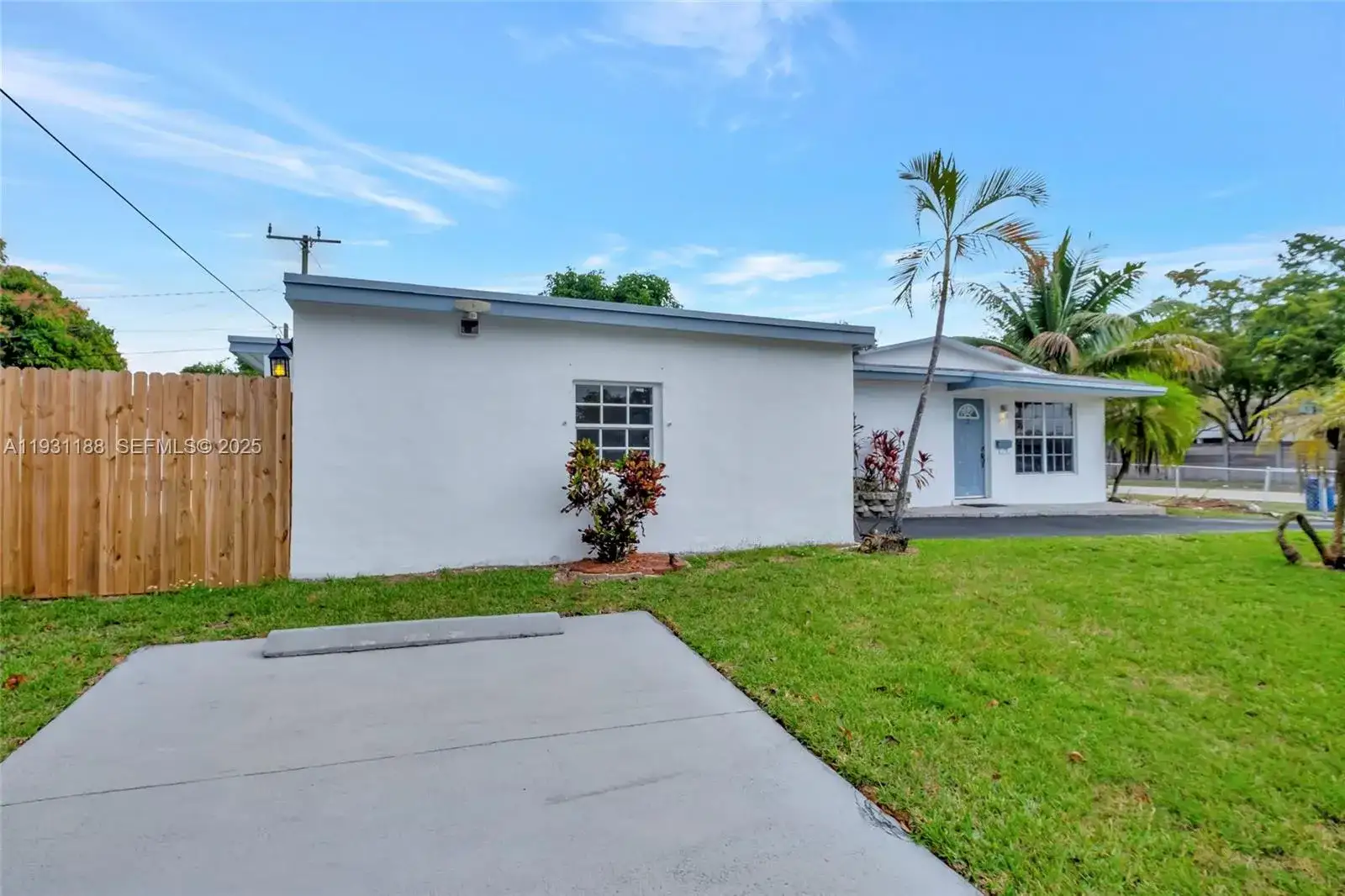 17031 NW 12th Ave, Miami Gardens FL 33169 photo 3