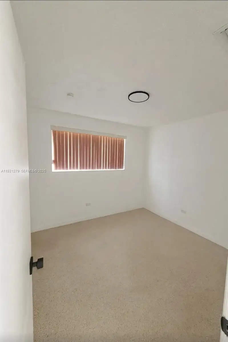 141 W 31st St, Hialeah FL 33012 photo 4