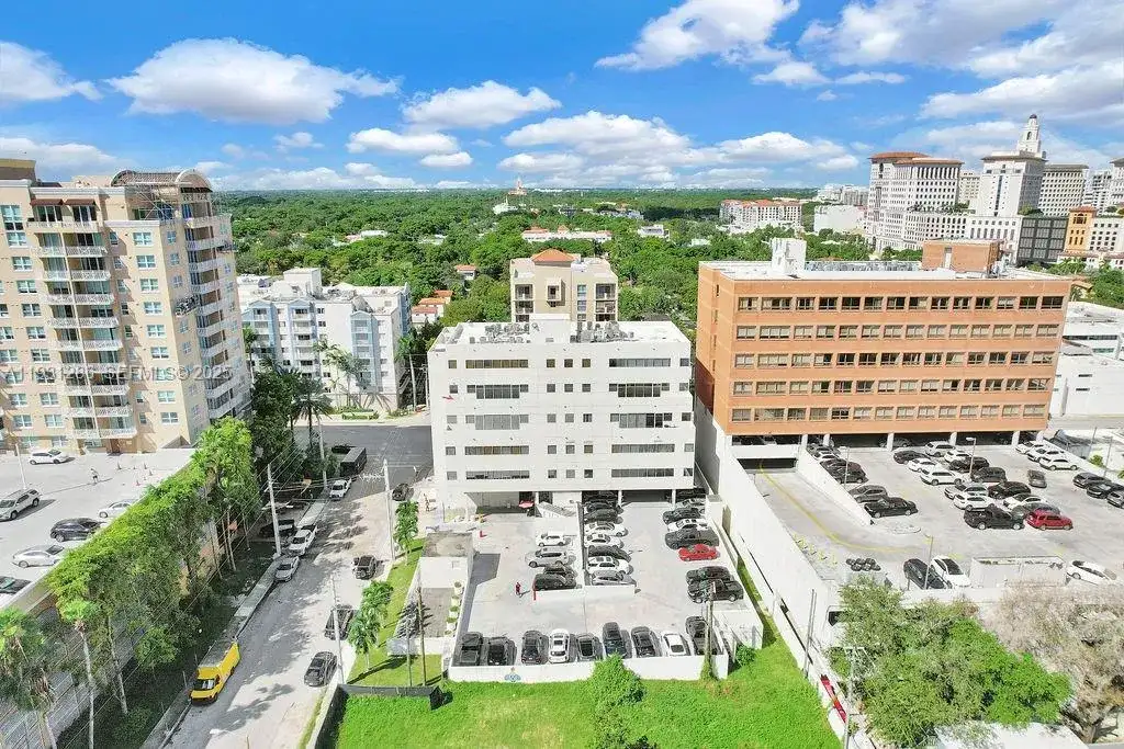 2645 SW 37TH AVE. # 101, Coral Gables FL 33133 photo 2