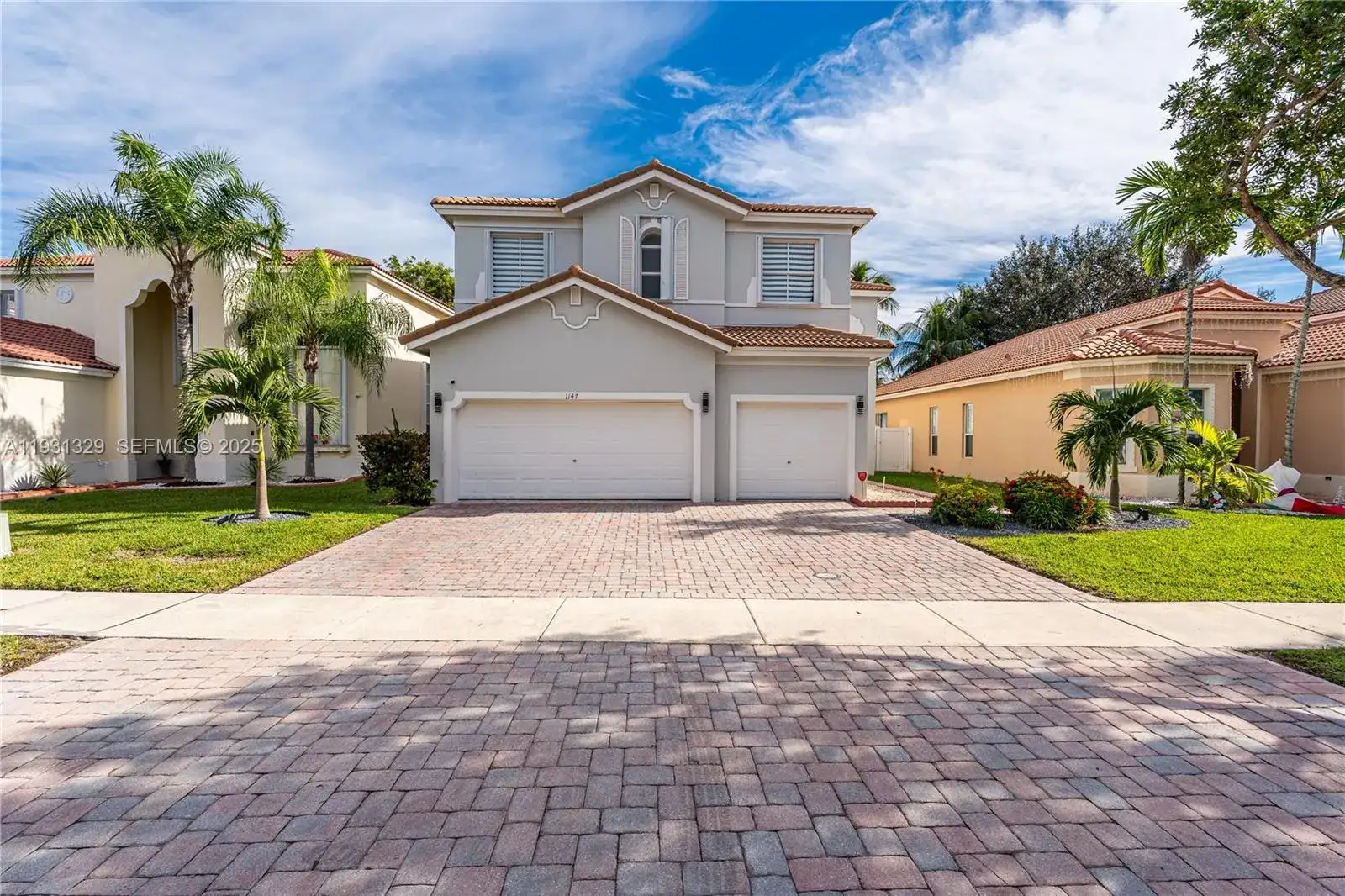 1147 NE 37th Pl, Homestead FL 33033 photo 3