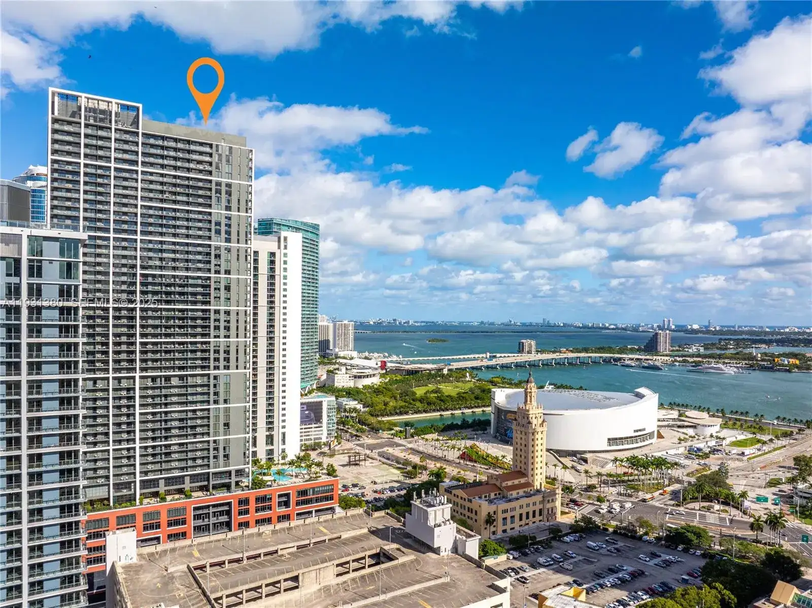 159 NE 6th St # 2608, Miami FL 33132 photo 2