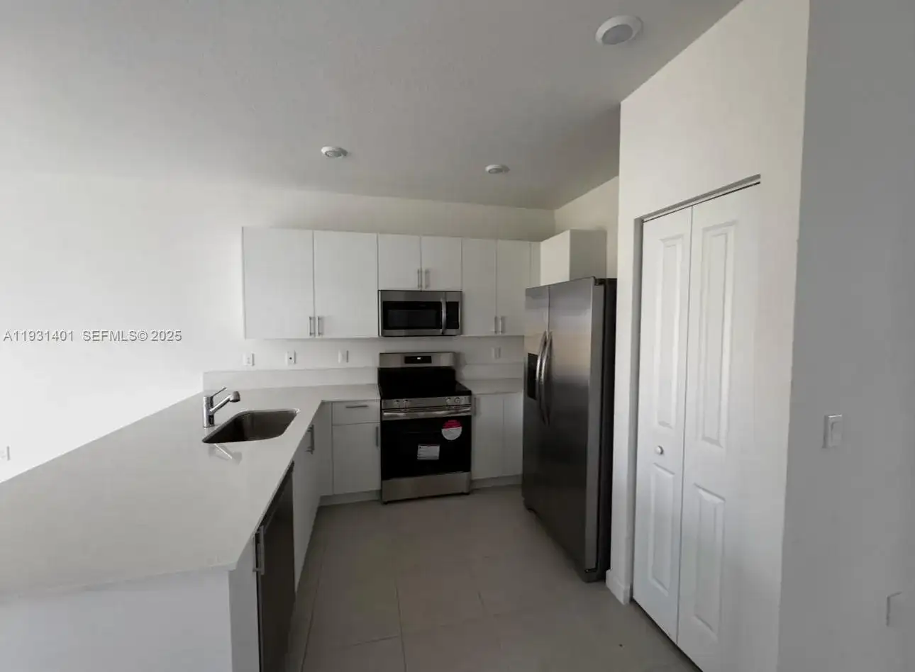 112 SW 184 WAY # 112, Pembroke Pines FL 33029 photo 5