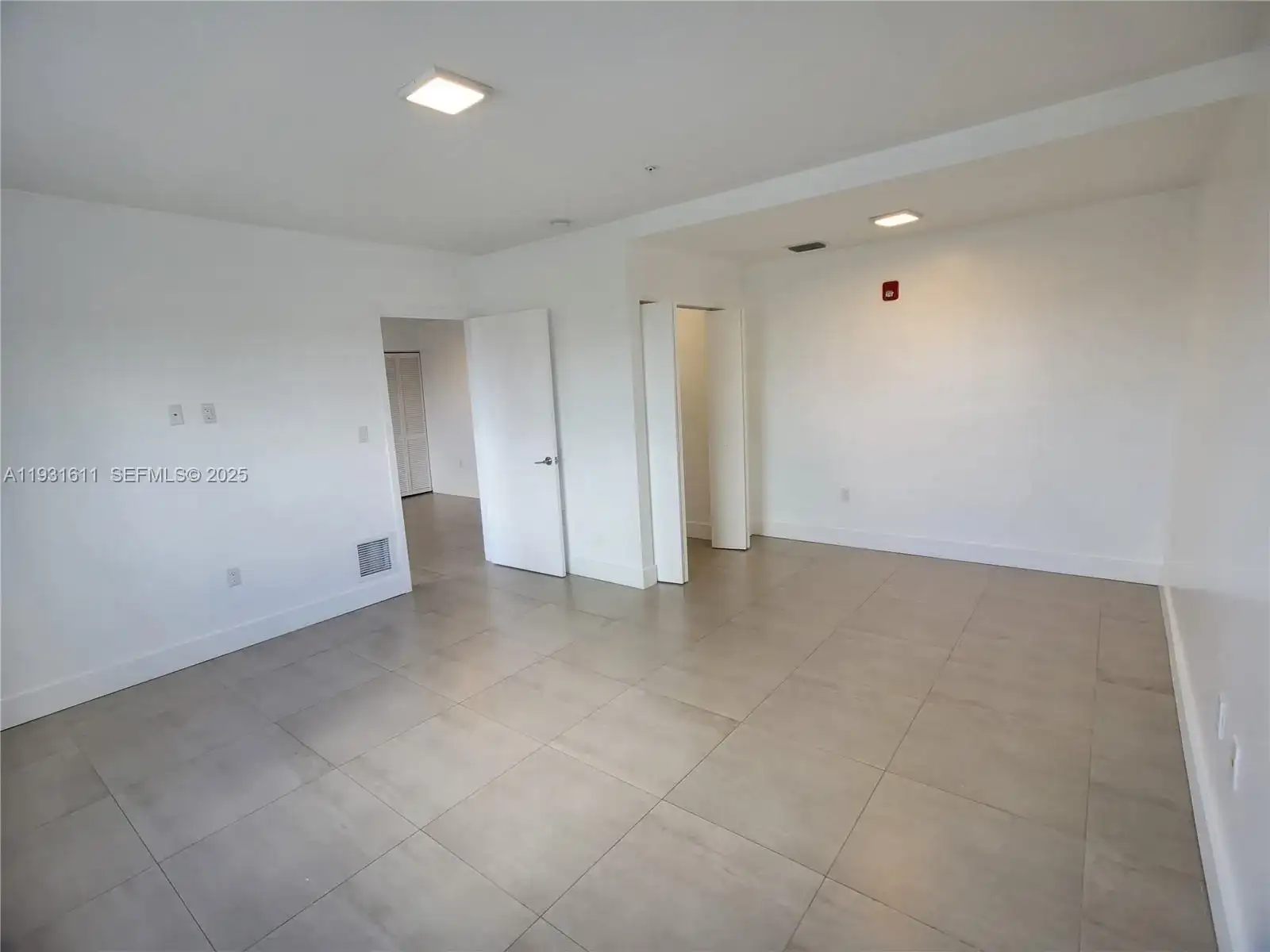 6001 W Flagler St # 402, Miami FL 33144 photo 5