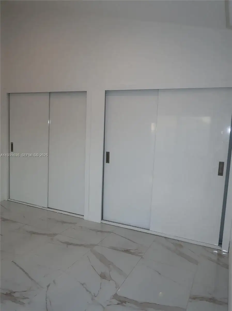 8900 NW 33rd Ave Rd, Miami FL 33147 photo 5