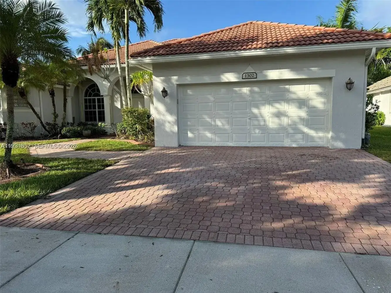 1302 NW 139th Ave, Pembroke Pines FL 33028 photo 2