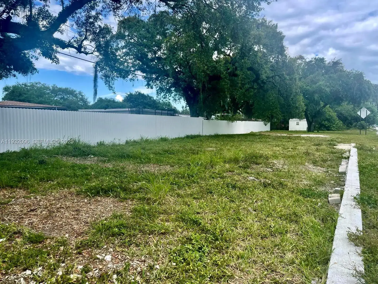 2451 NW 167th St, Miami Gardens FL 33056 photo 4