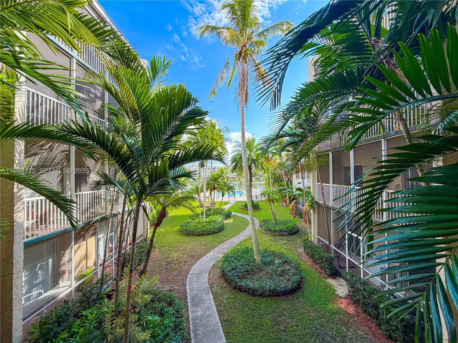 21121 SW 85th Ave # 216, Cutler Bay FL 33189 photo 2