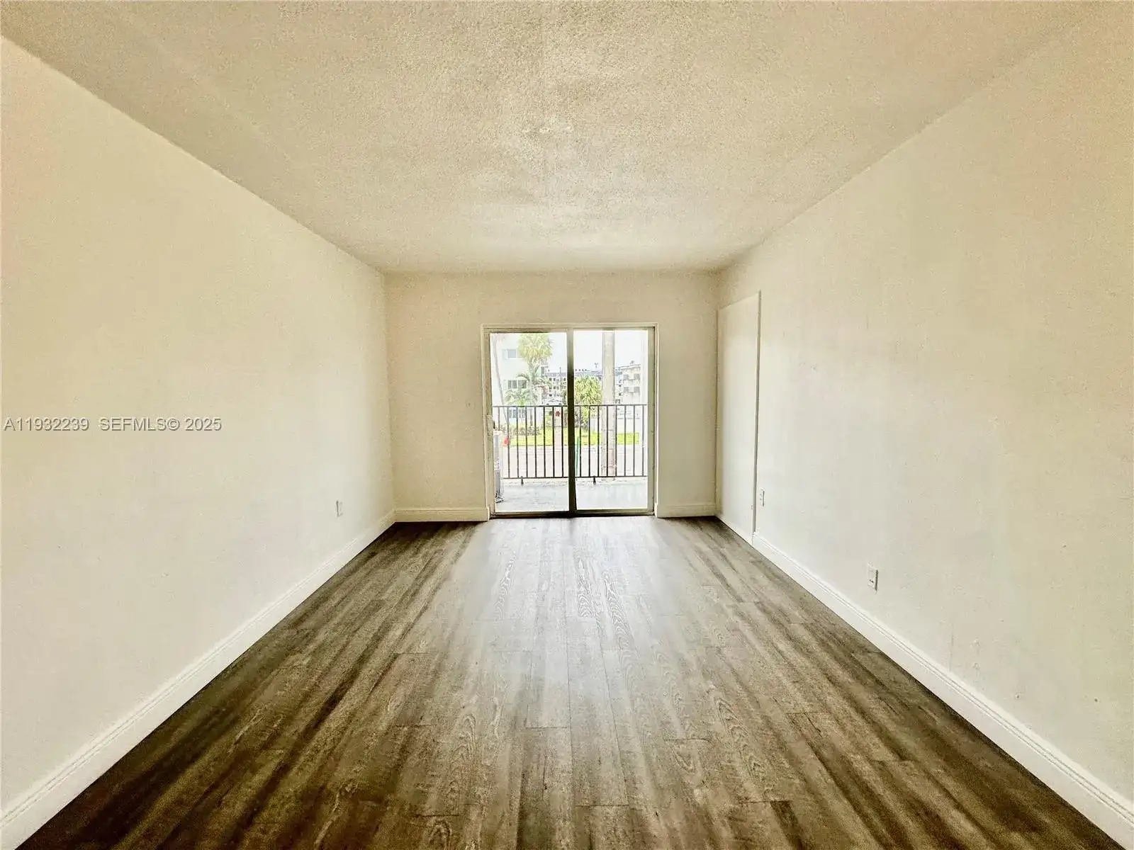 13455 NE 6th Ave # 210, North Miami FL 33161 photo 4