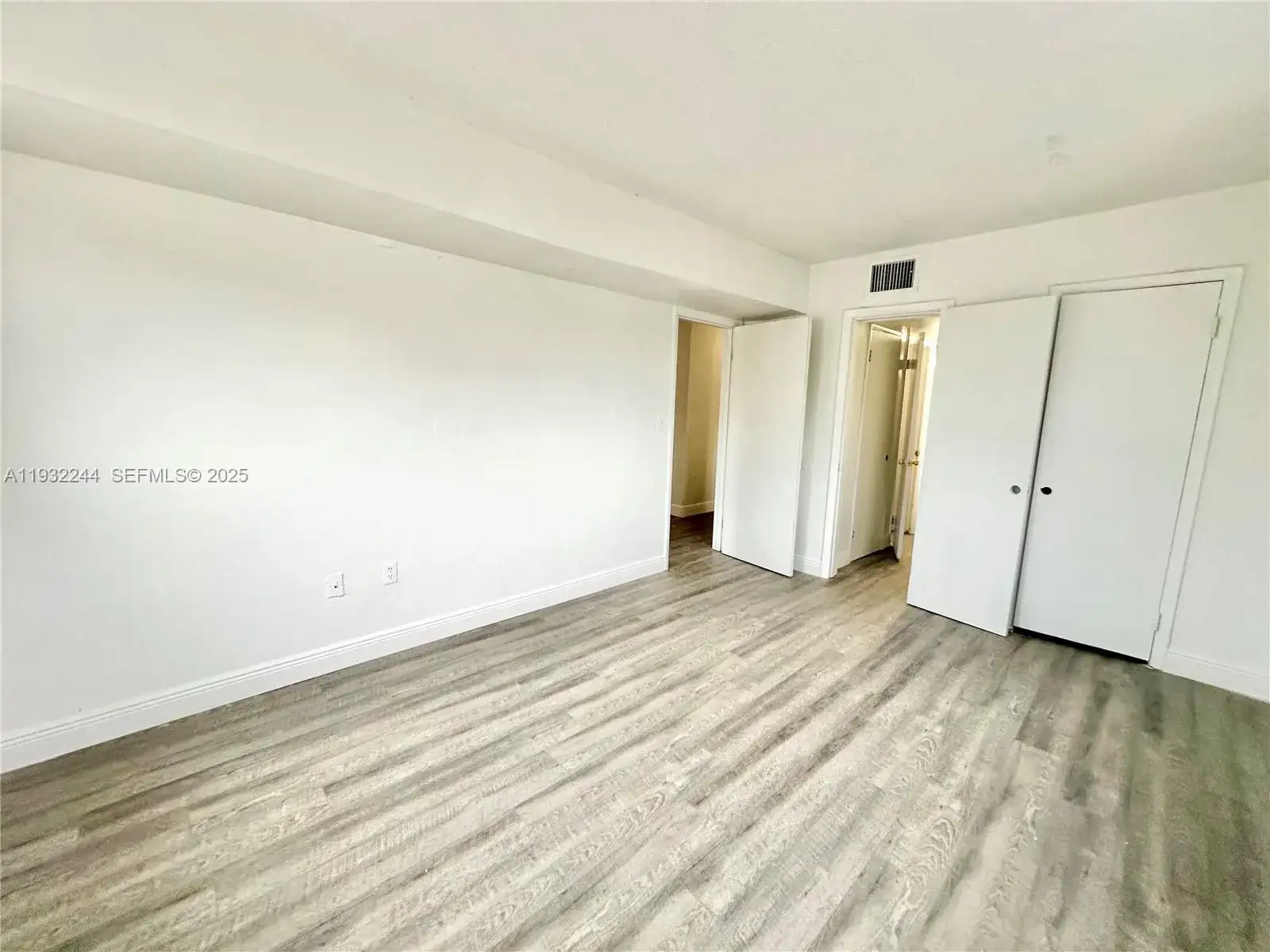 13455 NE 6th Ave # 311, North Miami FL 33161 photo 3