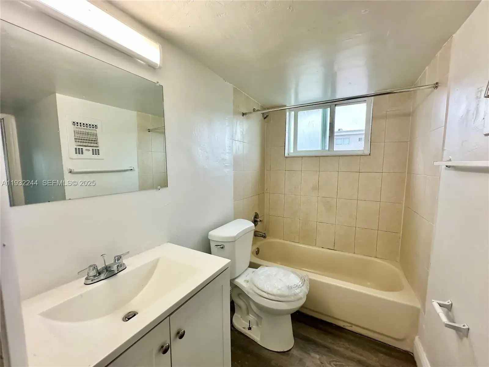 13455 NE 6th Ave # 311, North Miami FL 33161 photo 4