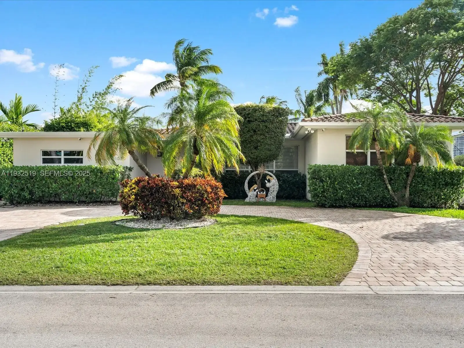 1000 S Shore Dr, Miami Beach FL 33141 photo 5