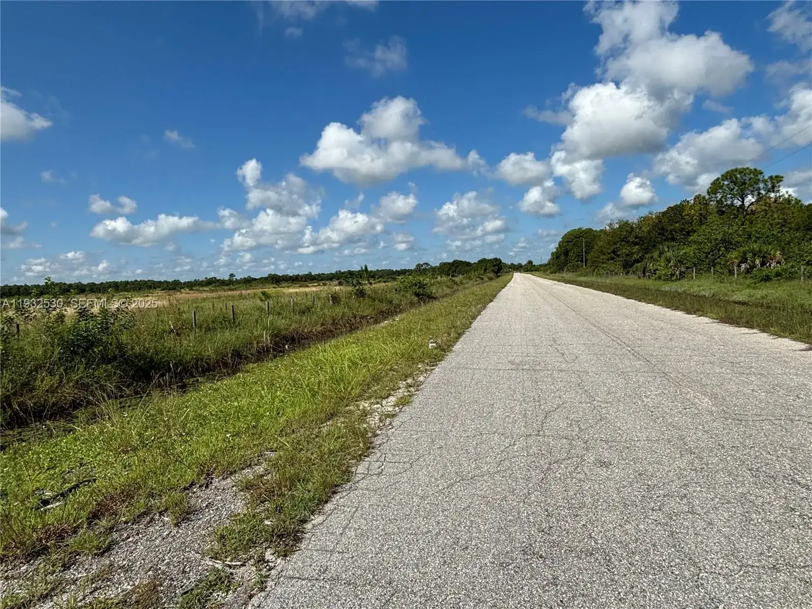2516 Christopher Lane, Clewiston FL 33440 photo 4