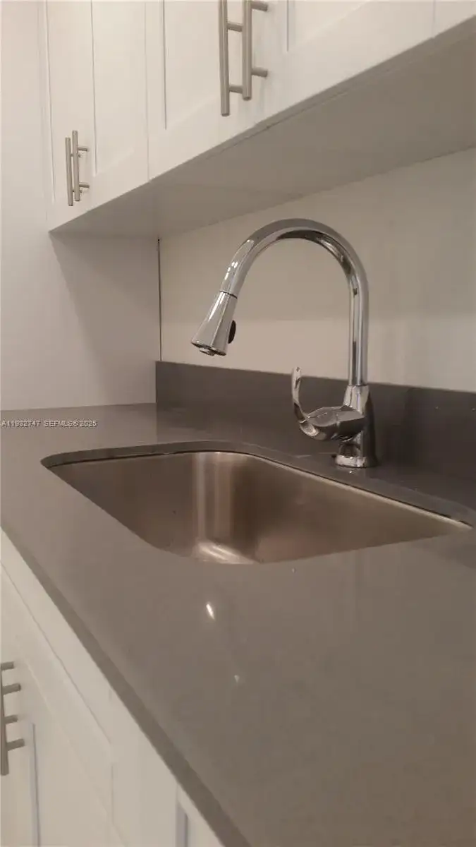 1251 NE 108th St # 705, Miami FL 33161 photo 5