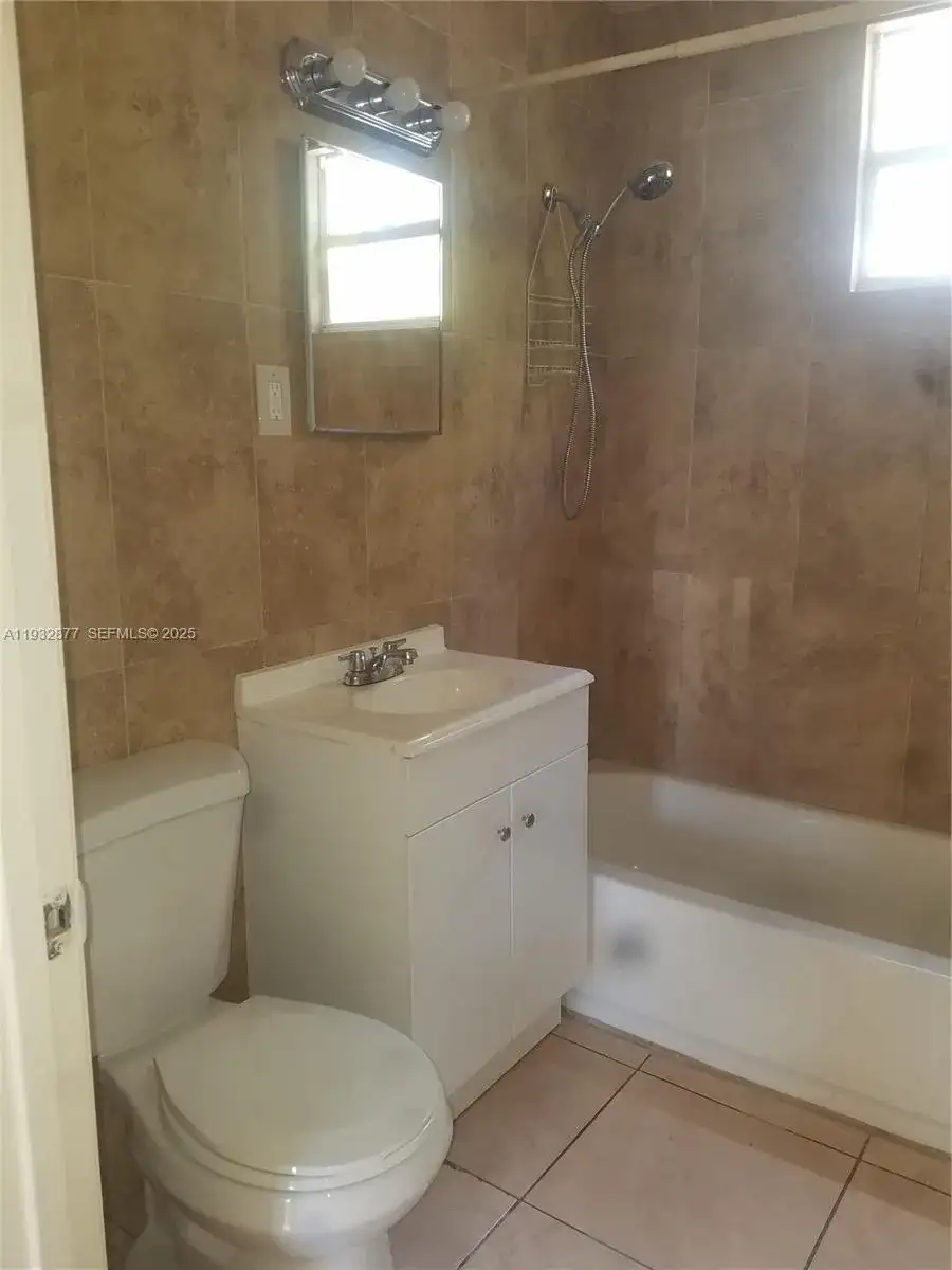 1449 NE 131st St # 1449, North Miami FL 33161 photo 2