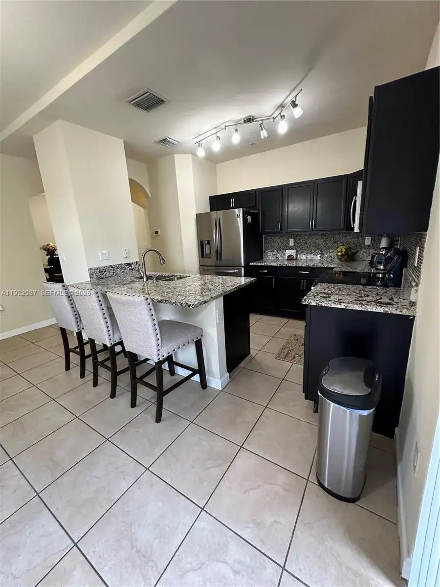 133 SE 28th Ter # 8, Homestead FL 33033 photo 2