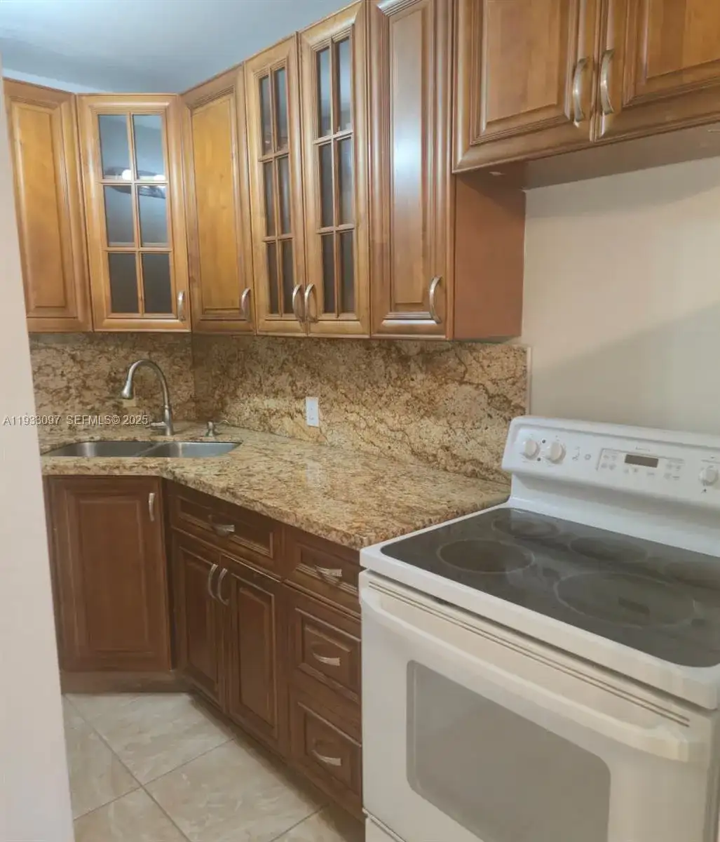 38 Edmund Rd # 1, West Park FL 33023 photo 3